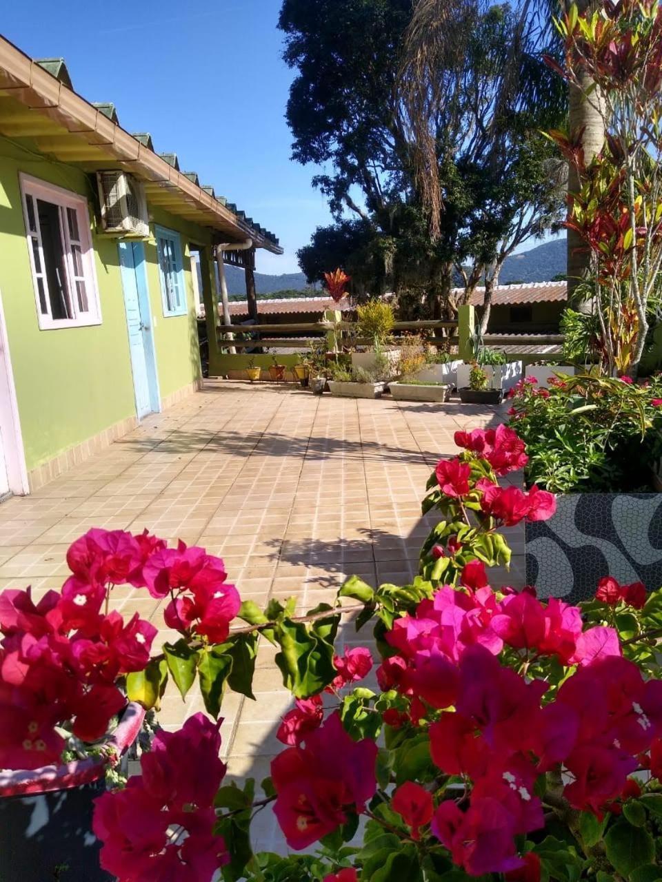 Joaquina 433 - Pousada Floripa Флоріанополіс Екстер'єр фото